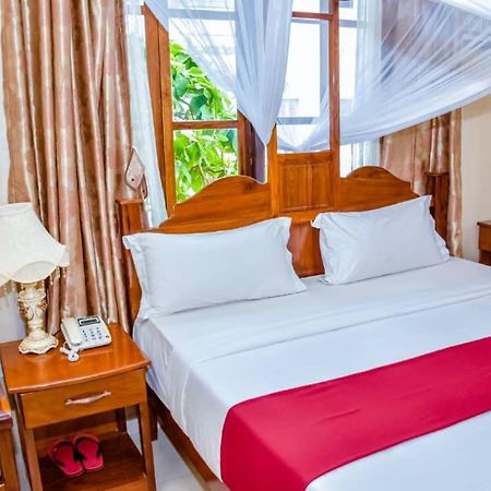 Red Sun Lodge Kokoni Ngambo Экстерьер фото