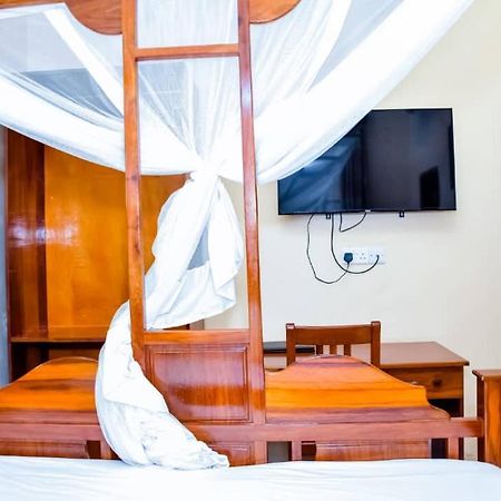 Red Sun Lodge Kokoni Ngambo Экстерьер фото