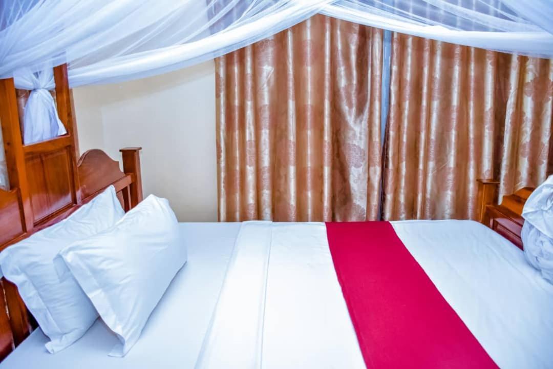 Red Sun Lodge Kokoni Ngambo Экстерьер фото