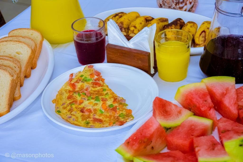 Red Sun Lodge Kokoni Ngambo Экстерьер фото