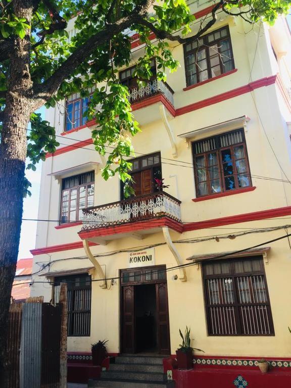Red Sun Lodge Kokoni Ngambo Экстерьер фото